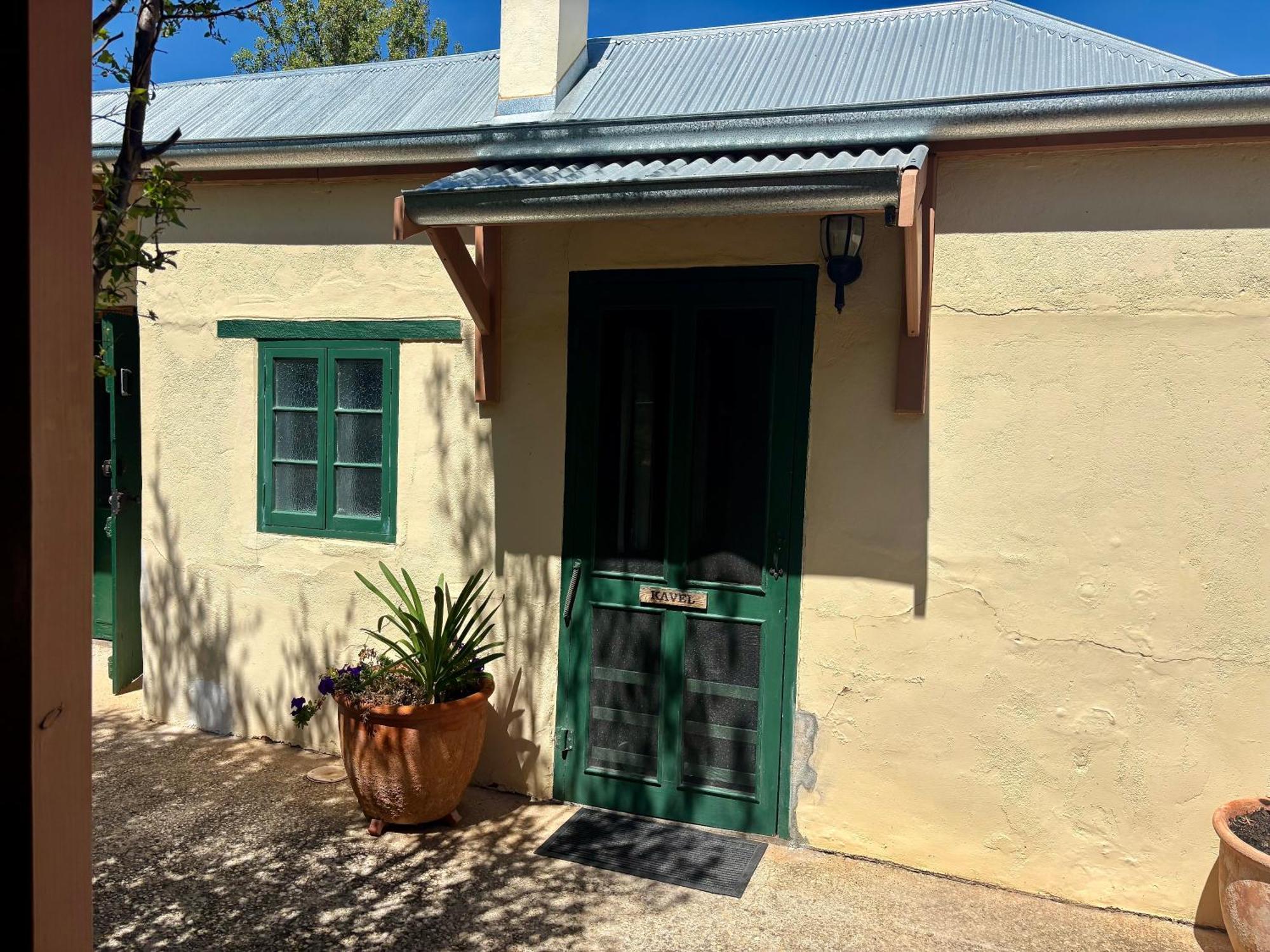 Goat Square House - Historic Row Cottages Tanunda Kültér fotó